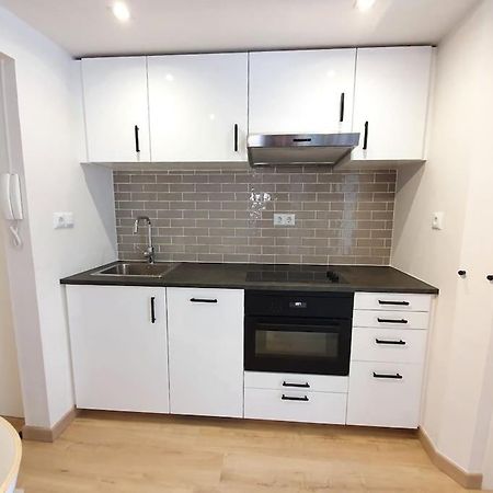 Acogedor Piso En El Centro De Sabinanigo Apartamento Exterior foto