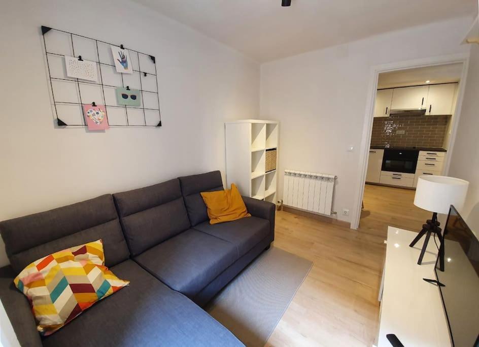 Acogedor Piso En El Centro De Sabinanigo Apartamento Exterior foto
